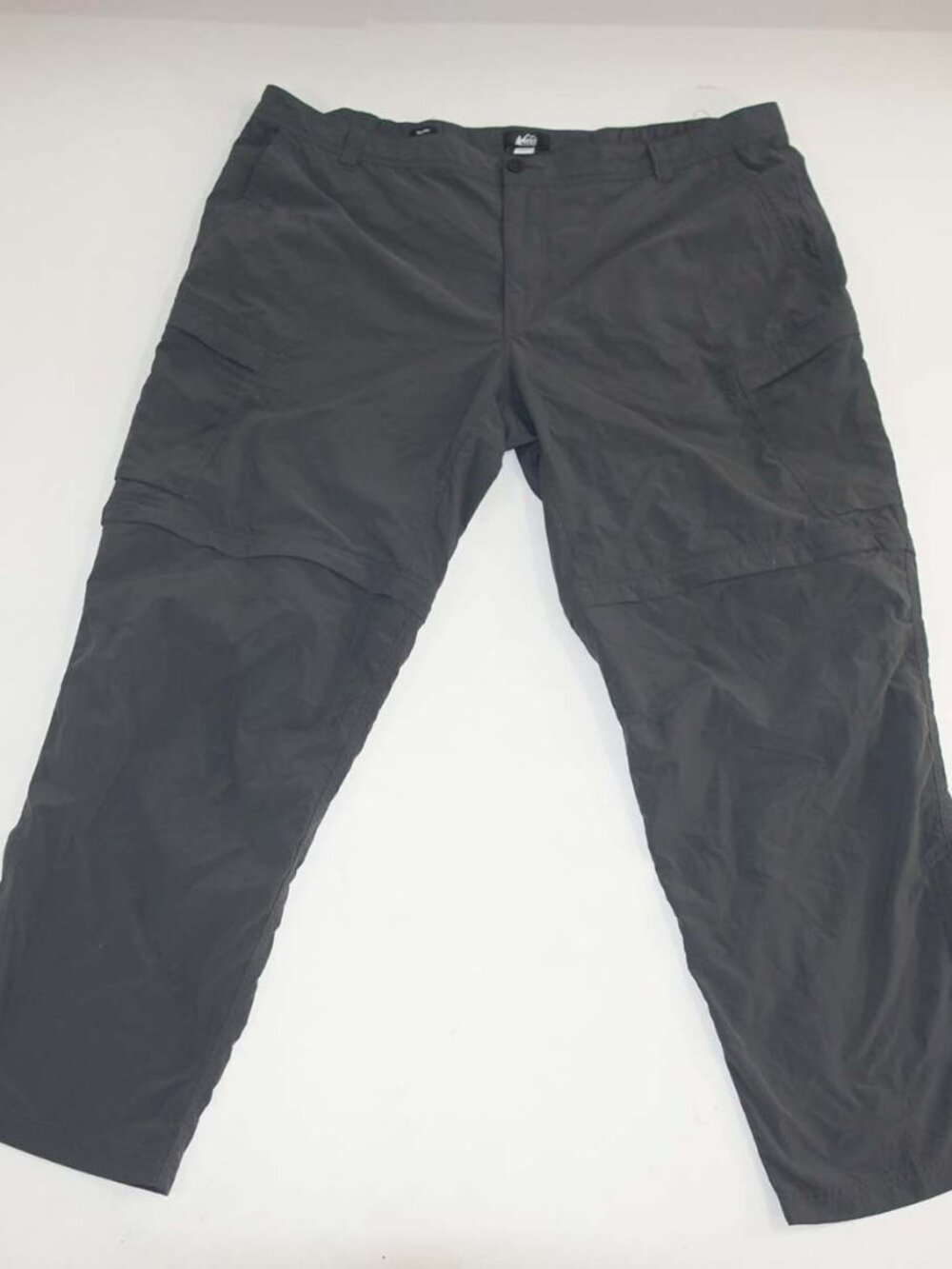 REI Co-Op Men's Sahara Convertible Cargo Pants Size 48 x 32 Gray Nylon Hiking